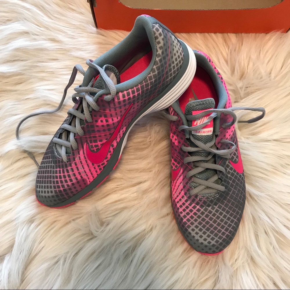 Dual Fusion Nike Shoes